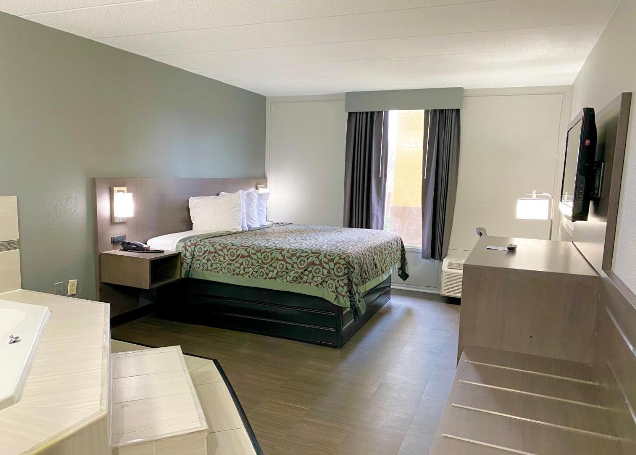 Days Inn By Wyndham Sharonville Kültér fotó