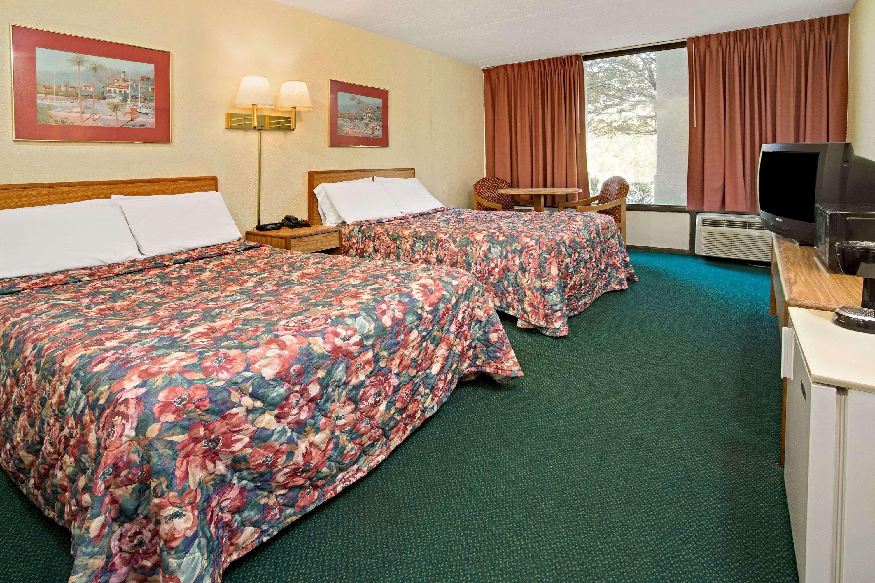 Days Inn By Wyndham Sharonville Kültér fotó