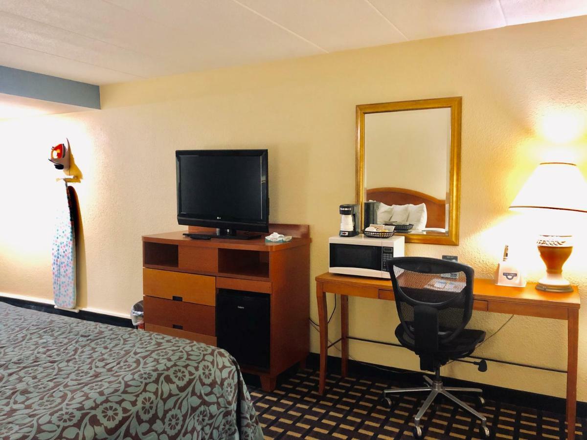 Days Inn By Wyndham Sharonville Kültér fotó